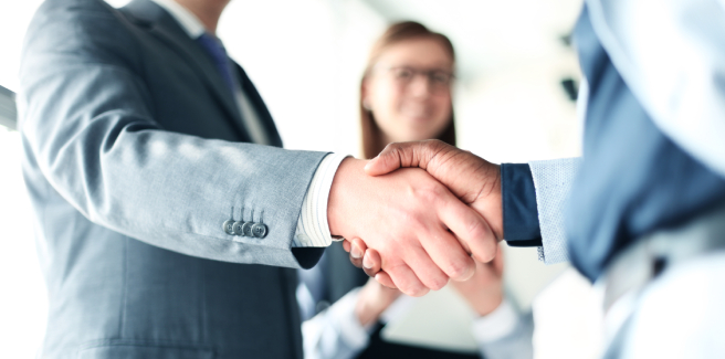 Агент договаривается о<span class='nbsp'> </span>сделке за<span class='nbsp'> </span>клиента