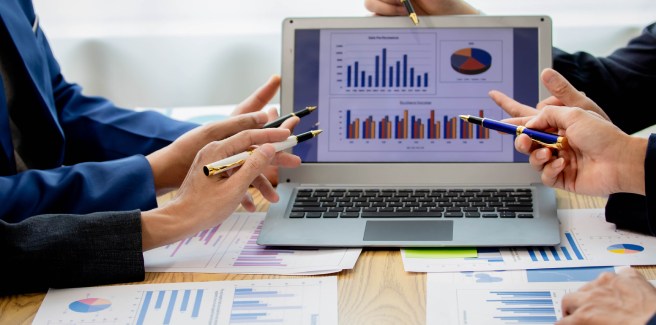 Инвестиционный брокер