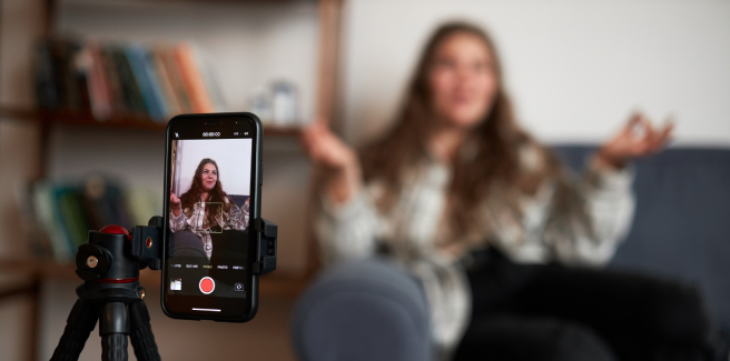 Идея для бизнеса в 2026 году: блогерство